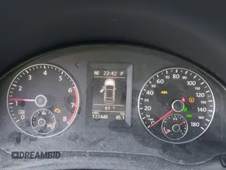 2011 Volkswagen Eos Komfort с VIN WVWBW7AH3BV004442, выставлен на аукционе IAAI как лот 42405098 с пробегом 123 440 миль миль и . История ставок и продаж доступна на DreamBid. Изображение 7.