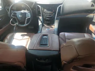 2015 Cadillac Escalade Luxury with VIN 1GYS3MKJ7FR554681, listed as a Copart auction lot 49919445 with 152,770 mi miles and Clean Title. Bid and sale history available at carsss.com. Image 8.