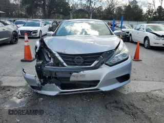 2016 Nissan Altima S with VIN 1N4AL3AP9GN331767, listed as a Copart auction lot 45404995 with 121,304 mi miles and Salvage Title. Bid and sale history available at carsss.com. Image 5.