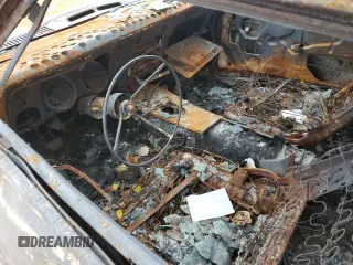 1968 Pontiac Firebird z VIN 22378U175785, wystawiony jako Copart lot #80326554 z przebiegiem Nie podano mil oraz Nie do naprawy. Historia ofert i sprzedaży dostępna na DreamBid. Obrazek 7.