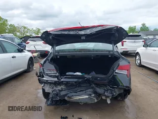 2024 Hyundai Elantra SEL z VIN KMHLM4DG8RU690033, wystawiony jako IAAI lot #42211444 z przebiegiem 19 708 mil mil oraz . Historia ofert i sprzedaży dostępna na DreamBid. Obrazek 17.