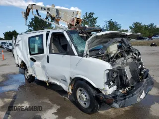 2005 Chevrolet Express Cargo z VIN 1GCHG35U151141642, wystawiony jako Copart lot #69855924 z przebiegiem 159 663 mil mil oraz Szkoda całkowita • Salvage title. Historia ofert i sprzedaży dostępna na DreamBid. Obrazek 1.