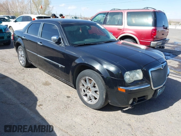 2008 Chrysler 300 C with VIN 2C3KK63H28H119526, listed as a IAAI auction lot 41898713 with Not Provided miles and . Bid and sale history available at carsss.com. Image 1.