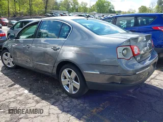 2008 Volkswagen Passat Komfort with VIN WVWAK73C48E145599, listed as a IAAI auction lot 42005894 with 158,147 mi miles and . Bid and sale history available at DreamBid. Image 3.