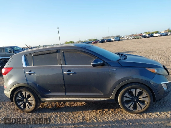2013 Kia Sportage SX with VIN KNDPCCA60D7447693, listed as a IAAI auction lot 42025038 with Not Provided miles and . Bid and sale history available at carsss.com. Image 13.