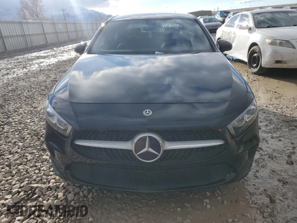 2021 Mercedes-Benz A 220 z VIN W1K3G4FB1MJ277450, wystawiony jako Copart lot #48180125 z przebiegiem Nie podano mil oraz Szkoda całkowita • Salvage title. Historia ofert i sprzedaży dostępna na DreamBid. Obrazek 5.