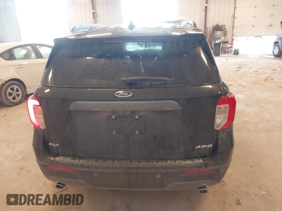 2022 Ford Explorer XLT with VIN 1FMSK8DH8NGB51521, listed as a IAAI auction lot 41683631 with 24,405 mi miles. Bid and sale history available at carsss.com. Image 16.