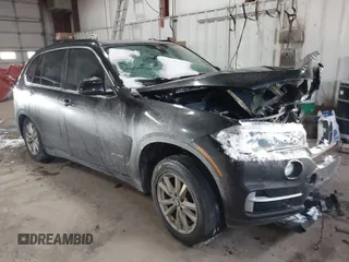 2014 BMW X5 xDrive35i with VIN 5UXKR0C56E0K46465, listed as a IAAI auction lot 41583088 with 1 mi miles. Bid and sale history available at carsss.com. Image 1.