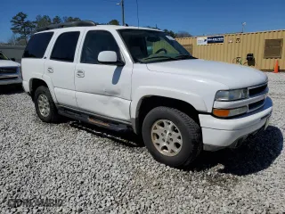 2004 Chevrolet Tahoe LT with VIN 1GNEK13ZX4R311878, listed as a Copart auction lot 50291195 with 271,586 mi miles and Salvage Title. Bid and sale history available at carsss.com. Image 4.