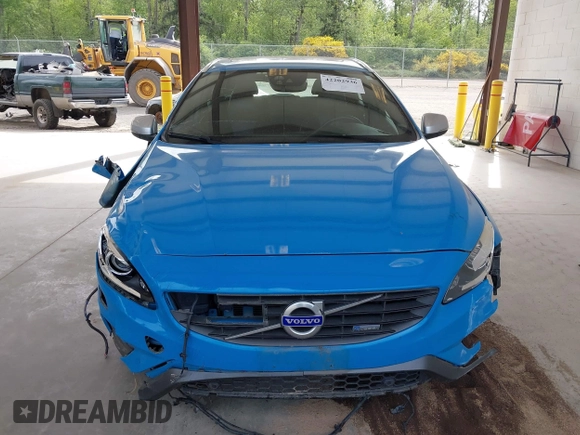 2015 Volvo V60 z VIN YV1902SS5F1222807, wystawiony jako IAAI lot #42202936 z przebiegiem 89 525 mil mil oraz . Historia ofert i sprzedaży dostępna na DreamBid. Obrazek 13.