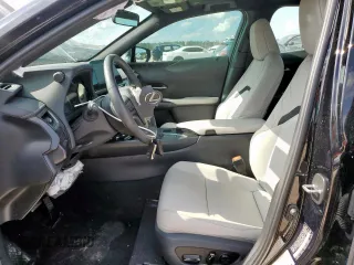 2024 Lexus UX 250h with VIN JTHX6JBH8R2172668, listed as a Copart auction lot 58179335 with 12,581 mi miles and Salvage title. Bid and sale history available at DreamBid. Image 7.