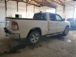 2020 Ram 1500 Big Horn z VIN 1C6SRFBT7LN190032, wystawiony jako Copart lot #46864795 z przebiegiem 79 484 mil mil oraz Szkoda całkowita • Salvage title. Historia ofert i sprzedaży dostępna na DreamBid. Obrazek 3.