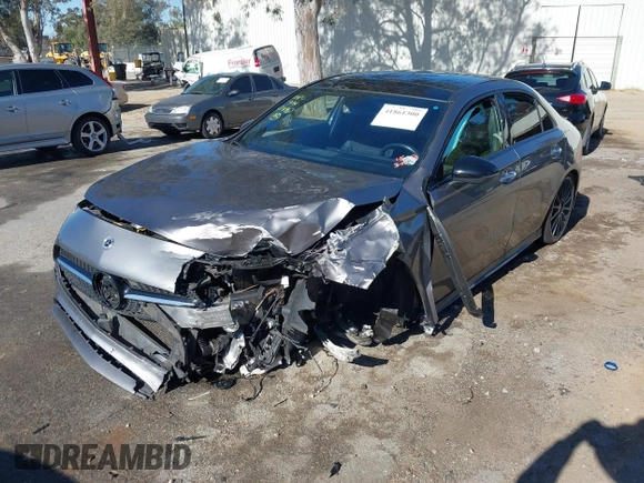 2022 Mercedes-Benz A 220 with VIN W1K3G4EB8NJ348694, listed as a IAAI auction lot 41861300 with 52,596 mi miles and . Bid and sale history available at DreamBid. Image 16.