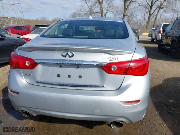 2015 Infiniti Q50 Premium with VIN JN1BV7AR4FM424012, listed as a IAAI auction lot 41821323 with 154,110 mi miles. Bid and sale history available at carsss.com. Image 16.