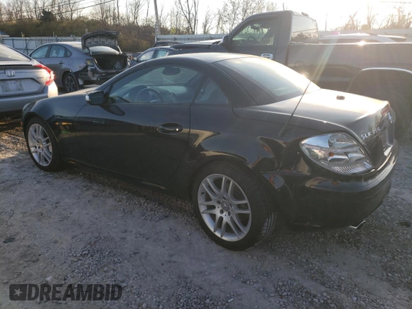 2007 Mercedes-Benz SLK 350 z VIN WDBWK56F87F158377, wystawiony jako Copart lot #83232084 z przebiegiem 44 762 mil mil oraz Szkoda całkowita • Salvage title. Historia ofert i sprzedaży dostępna na DreamBid. Obrazek 2.