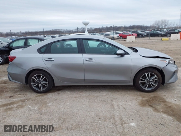 2023 Kia Forte LXS with VIN 3KPF24AD1PE548359, listed as a IAAI auction lot 41899750 with 31,546 mi miles and . Bid and sale history available at DreamBid. Image 13.