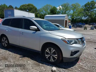2017 Nissan Pathfinder SL z VIN 5N1DR2MN2HC656344, wystawiony jako IAAI lot #42211038 z przebiegiem 236 893 mil mil oraz . Historia ofert i sprzedaży dostępna na DreamBid. Obrazek 1.