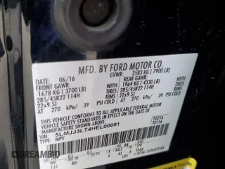 2017 Lincoln Navigator Reserve z VIN 5LMJJ3LT4HEL00091, wystawiony jako Copart lot #46262175 z przebiegiem 105 679 mil mil oraz Szkoda całkowita • Salvage title. Historia ofert i sprzedaży dostępna na DreamBid. Obrazek 13.