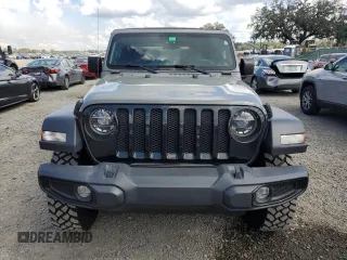 2022 Jeep Wrangler Sport S with VIN 1C4GJXAG2NW195751, listed as a Copart auction lot 44842615 with 42,289 mi miles and Salvage title. Bid and sale history available at DreamBid. Image 5.