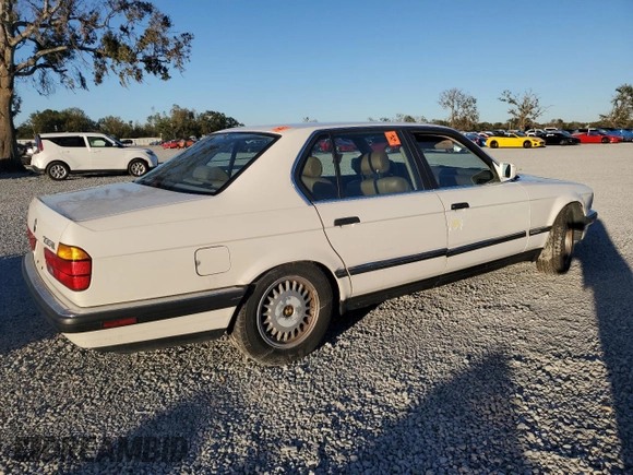 1991 BMW 7 Series z VIN WBAGC4310MDC27706, wystawiony jako Copart lot #81496754 z przebiegiem Nie podano mil oraz Nie do naprawy • Non repairable. Historia ofert i sprzedaży dostępna na DreamBid. Obrazek 3.
