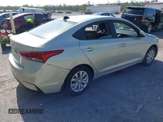 2018 Hyundai Accent SE with VIN 3KPC24A36JE033486, listed as a IAAI auction lot 41995147 with 75,599 mi miles. Bid and sale history available at carsss.com. Image 4.
