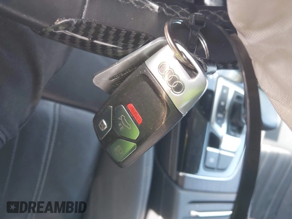 2021 Audi Q5 Premium Plus with VIN WA1BAAFY1M2082544, listed as a IAAI auction lot 41930447 with 65,535 mi miles and . Bid and sale history available at DreamBid. Image 11.