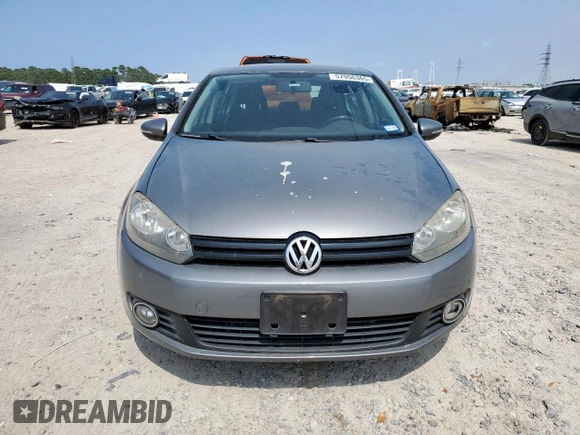 2012 Volkswagen Golf TDI z VIN WVWDM7AJXCW009568, wystawiony jako Copart lot #57956365 z przebiegiem 168 640 mil mil oraz Czysty tytuł • Clean title. Historia ofert i sprzedaży dostępna na DreamBid. Obrazek 5.