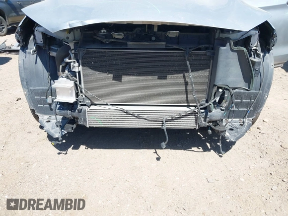 2019 Infiniti QX50 LUXE with VIN 3PCAJ5M19KF144488, listed as a IAAI auction lot 41811631 with 99,640 mi miles. Bid and sale history available at carsss.com. Image 6.