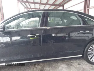 2019 Audi A8 L with VIN WAU8DAF8XKN013139, listed as a IAAI auction lot 41662195 with 38,442 mi miles. Bid and sale history available at carsss.com. Image 14.