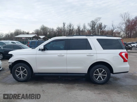 2019 Ford Expedition XLT with VIN 1FMJU1JT9KEA80164, listed as a IAAI auction lot 41907871 with 28,407 mi miles. Bid and sale history available at carsss.com. Image 15.