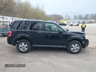 2009 Ford Escape XLS z VIN 1FMCU02759KA61417, wystawiony jako IAAI lot #42102452 z przebiegiem 207 262 mil mil oraz . Historia ofert i sprzedaży dostępna na DreamBid. Obrazek 13.