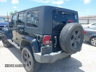 2007 Jeep Wrangler Unlimited Sahara with VIN 1J4GA59187L187656, listed as a IAAI auction lot 42554114 with 200,840 mi miles and . Bid and sale history available at DreamBid. Image 3.