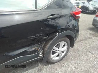 2019 Nissan Kicks SV with VIN 3N1CP5CU2KL505177, listed as a IAAI auction lot 39152489 with 36,130 mi miles. Bid and sale history available at carsss.com. Image 6.