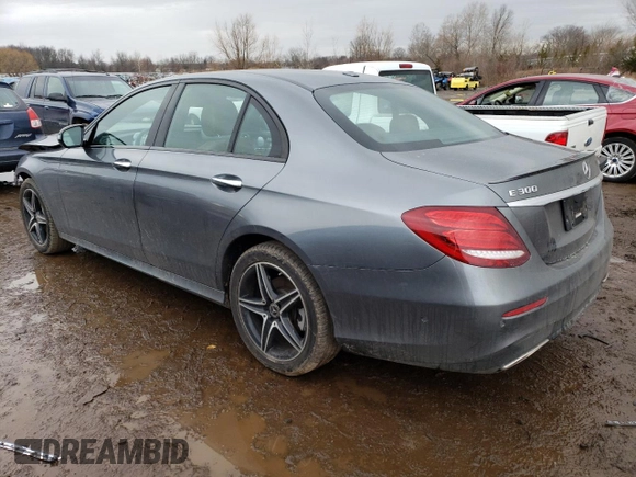 2018 Mercedes-Benz E-Class E 300 with VIN WDDZF4KBXJA449473, listed as a Copart auction lot 73218802 with 5,055 mi miles. Bid and sale history available at carsss.com. Image 2.