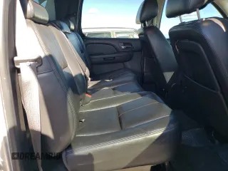 2013 Chevrolet Avalanche LT with VIN 3GNMCFE06DG374853, listed as a Copart auction lot 51301125 with 170,925 mi miles and Salvage Title. Bid and sale history available at DreamBid. Image 10.