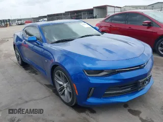 2016 Chevrolet Camaro 2LT z VIN 1G1FD1RS0G0139038, wystawiony jako IAAI lot #41888250 z przebiegiem 101 864 mil mil oraz . Historia ofert i sprzedaży dostępna na DreamBid. Obrazek 1.
