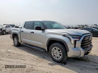 2022 Toyota Tundra SR5 with VIN 5TFLA5AB0NX009156, listed as a Copart auction lot 57852345 with 60,650 mi miles and Clean title. Bid and sale history available at DreamBid. Image 4.