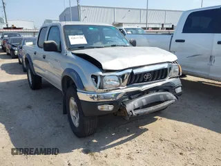 2003 Toyota Tacoma PreRunner z VIN 5TEGN92N43Z215043, wystawiony jako IAAI lot #42039788 z przebiegiem 307 993 mil mil oraz . Historia ofert i sprzedaży dostępna na DreamBid. Obrazek 1.