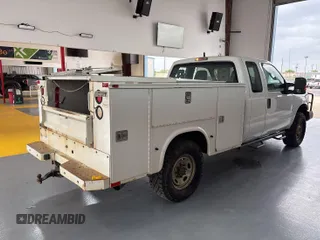 2011 Ford F-250 XL with VIN 1FT7X2B63BEB77171, listed as a IAAI auction lot 42677709 with 268,911 mi miles and . Bid and sale history available at DreamBid. Image 14.