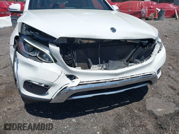 2019 Mercedes-Benz GLC 300 z VIN WDC0G4JB8KF594043, wystawiony jako IAAI lot #41999378 z przebiegiem 65 273 mil mil oraz . Historia ofert i sprzedaży dostępna na DreamBid. Obrazek 12.