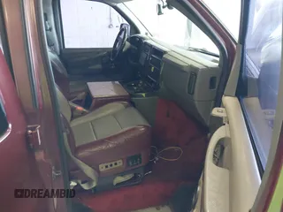 2003 Chevrolet Express Cargo YF7 Upfitter z VIN 1GBFG15T331162139, wystawiony jako IAAI lot #42308663 z przebiegiem 169 455 mil mil oraz . Historia ofert i sprzedaży dostępna na DreamBid. Obrazek 5.