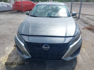 2023 Nissan Altima SV z VIN 1N4BL4DV9PN366815, wystawiony jako IAAI lot #42134938 z przebiegiem 75 540 mil mil oraz . Historia ofert i sprzedaży dostępna na DreamBid. Obrazek 12.