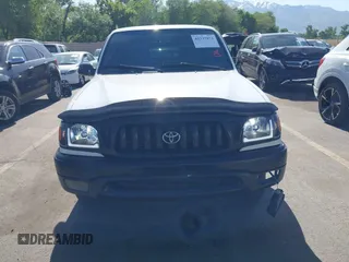 2001 Toyota Tacoma z VIN 5TENL42N61Z862007, wystawiony jako IAAI lot #42337073 z przebiegiem 256 736 mil mil oraz . Historia ofert i sprzedaży dostępna na DreamBid. Obrazek 12.