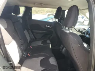 2016 Jeep Cherokee Altitude with VIN 1C4PJLAB2GW189464, listed as a Copart auction lot 49817135 with 71,061 mi miles and Salvage Title. Bid and sale history available at carsss.com. Image 11.