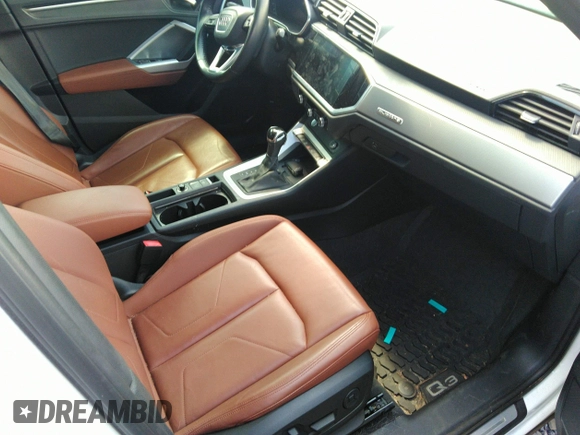 2020 Audi Q3 S line Premium Plus с VIN WA1EECF3XL1034045, выставлен на аукционе IAAI как лот 42726643 с пробегом 121 743 миль миль и . История ставок и продаж доступна на DreamBid. Изображение 5.