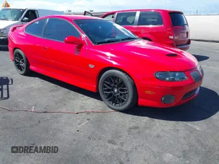 2005 Pontiac GTO with VIN 6G2VX12U25L356602, listed as a IAAI auction lot 41960537 with 53,648 mi miles. Bid and sale history available at carsss.com. Image 1.