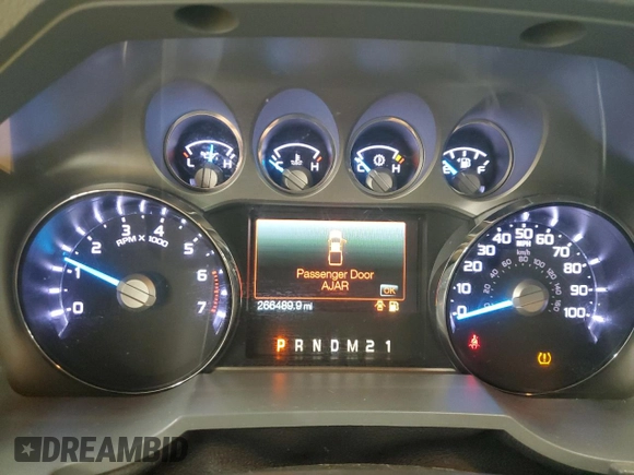 2011 Ford F-250 XL with VIN 1FT7W2B67BEA50233, listed as a Copart auction lot 48241625 with 266,489 mi miles and Salvage title. Bid and sale history available at DreamBid. Image 9.