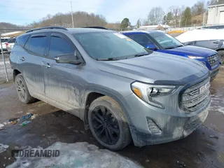 2020 GMC Terrain SLE with VIN 3GKALTEV5LL190178, listed as a IAAI auction lot 41424867 with 43,885 mi miles. Bid and sale history available at carsss.com. Image 1.