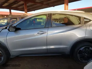 2018 Honda HR-V EX-L Navi with VIN 3CZRU5H79JM700800, listed as a IAAI auction lot 41334079 with 58,265 mi miles. Bid and sale history available at carsss.com. Image 14.