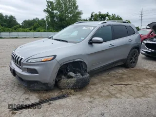 2015 Jeep Cherokee Latitude z VIN 1C4PJMCS5FW514819, wystawiony jako Copart lot #56662365 z przebiegiem 40 169 mil mil oraz Szkoda całkowita • Salvage title. Historia ofert i sprzedaży dostępna na DreamBid. Obrazek 1.